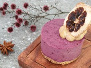 blackcurrant kaffir lime cheesecake