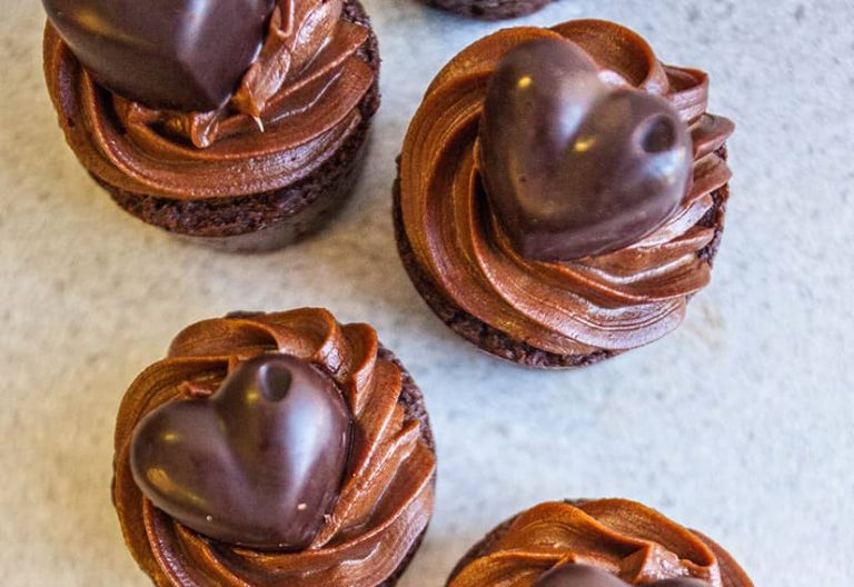 Chocolate brownie cupcakes