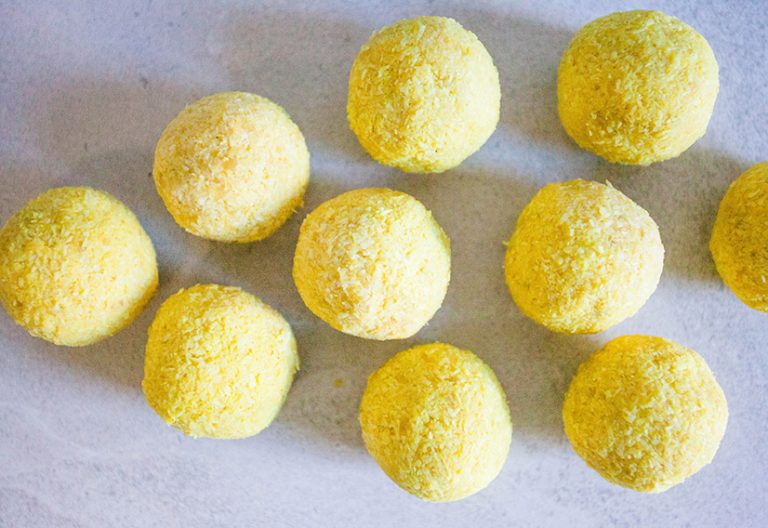 Lemon bliss balls