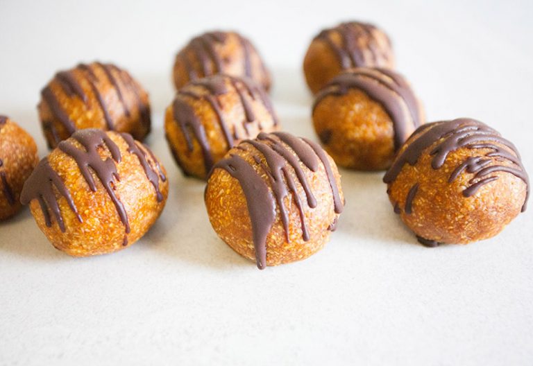 Peanut butter bliss balls