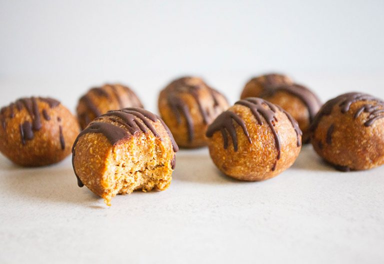 Peanut butter bliss balls