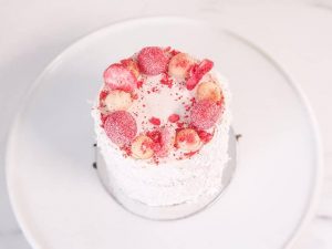 Mini Strawberries and cream