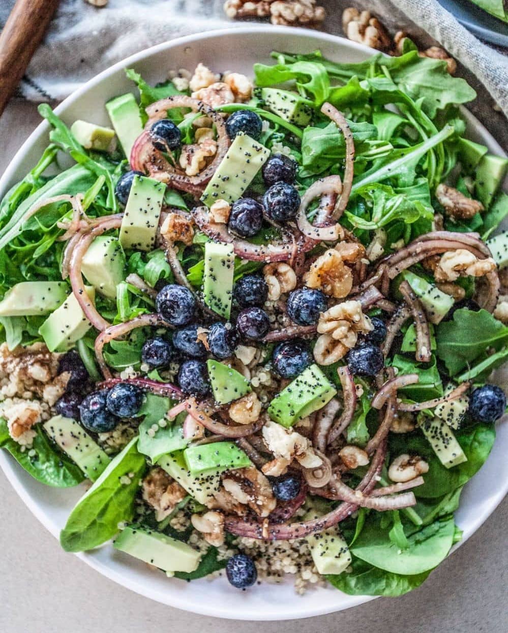 blueberry-and-spinach-quinoa-salad