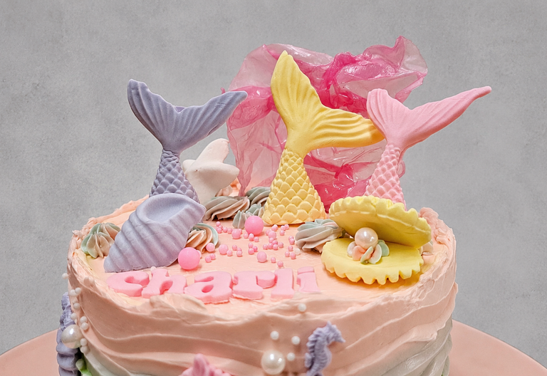 Mermaid cake mermaid tails pearl seashell Mermaid cake mermaid tails pearl seashell