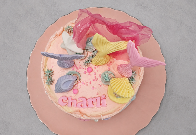 Mermaid cake topview Mermaid cake topview