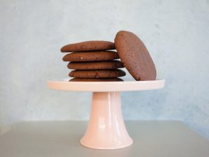 Cashew fudge chocolate cookies