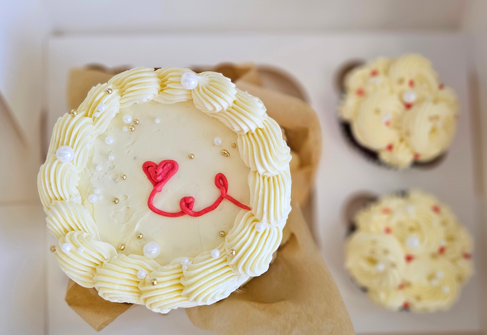 Valentines cake gift box