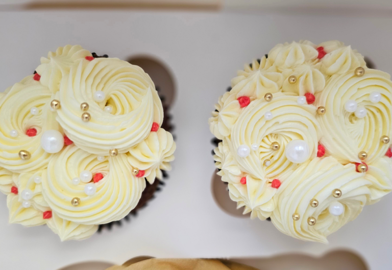 Valentines cake gift box