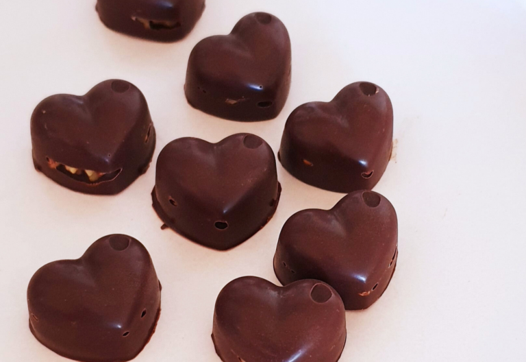 dark chocolate hearts