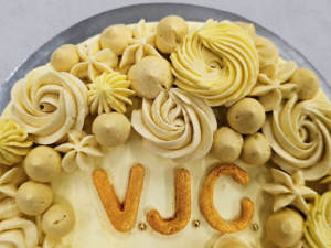 Piped rosettes cake
